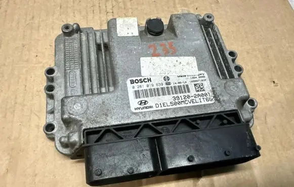 Hyundai ix35 Engine ECU kit and lock set 391202A001