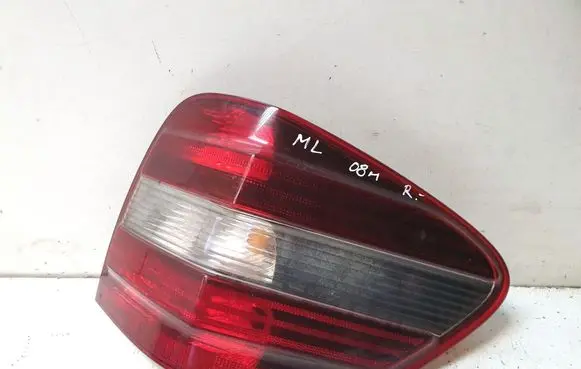 Mercedes-Benz ML W164 Rear/tail lights 404132R