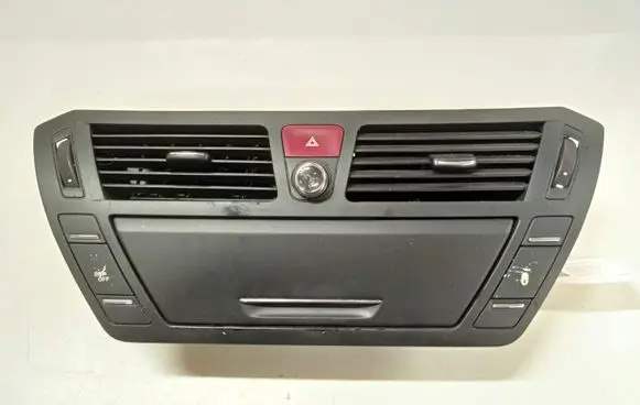 Citroen C4 Grand Picasso Dash center air vent grill 96832657CL