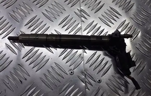 Volkswagen PASSAT B6 Fuel injectors set 