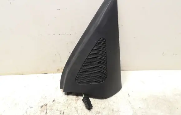 Hyundai Santa Fe Front door high frequency speaker 876602B000