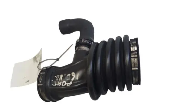 Ford Focus Air intake hose/pipe 72100865