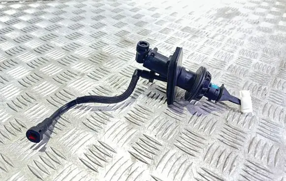 Mazda 6 Clutch master cylinder KE6041400B 260713