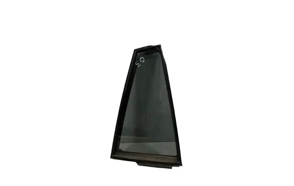 Toyota RAV 4 (XA40) Rear vent window glass DT560AR