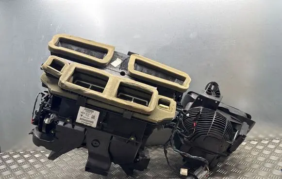 Maserati Ghibli Interior heater climate box assembly 670009118 TPYER2465V0270