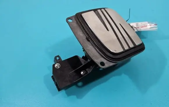 Seat Ibiza III (6L) Tailgate/trunk/boot exterior handle 6L6827573B IMPRK1376469