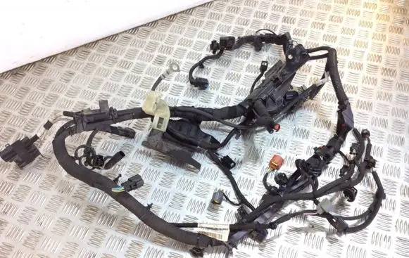Ford Fiesta Engine installation wiring loom F1BT12A522