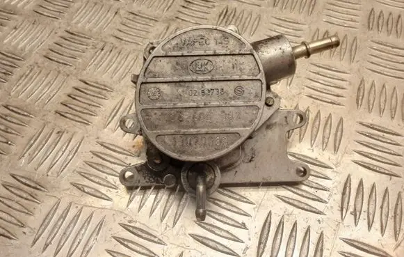 Opel Vectra C Vacuum pump 24465382