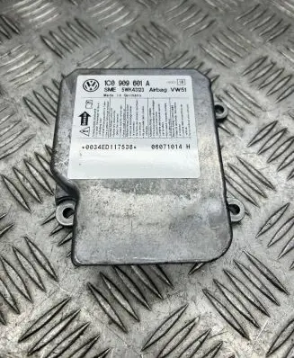 Skoda Fabia Mk1 (6Y) Airbag control unit/module 1C0909601A 06071014H 0034ED117538