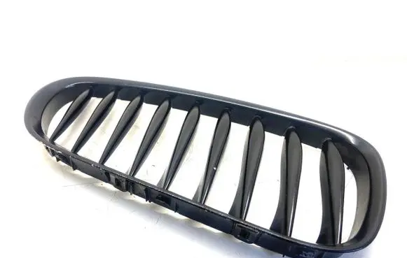 BMW Z4 E85 E86 Front grill 7018218 51137051960