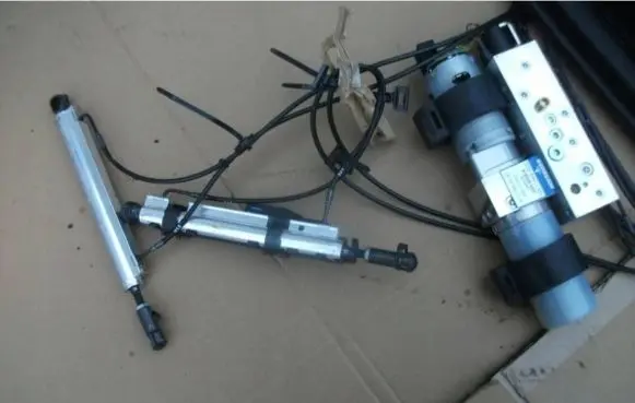 Mercedes-Benz SLK R172 Folding roof motor 
