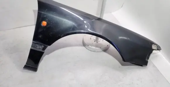 Audi A8 S8 D2 4D Fender