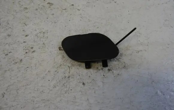Opel Corsa E Front tow hook cap/cover 13399230