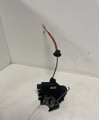 Audi A4 S4 B6 8E 8H Rear door lock 8E0839015C