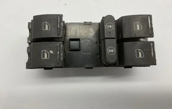 Volkswagen Touareg I Electric window control switch 7L6959857C