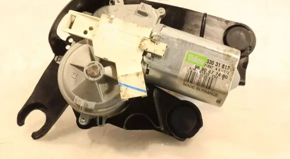 Peugeot 5008 Rear window wiper motor 53031812