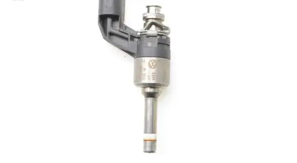 Skoda Octavia Mk2 (1Z) Fuel injector 03C906036M