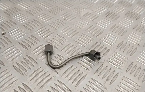 Fuel injector supply line/pipe