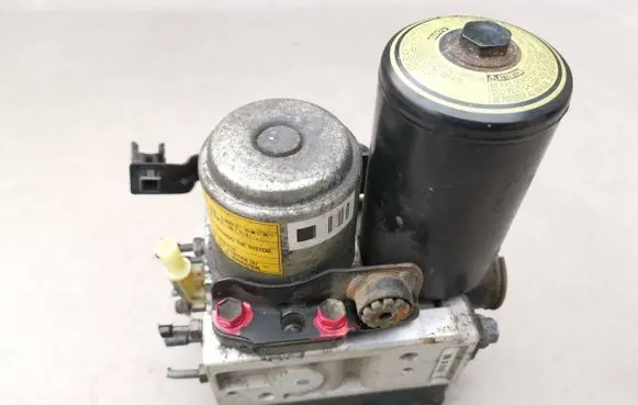 Lexus RX 330 - 350 - 400H ABS Pump 44510-48060