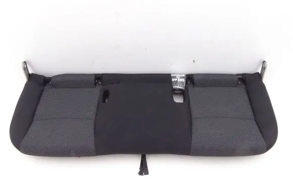 Nissan Navara Second row seats 