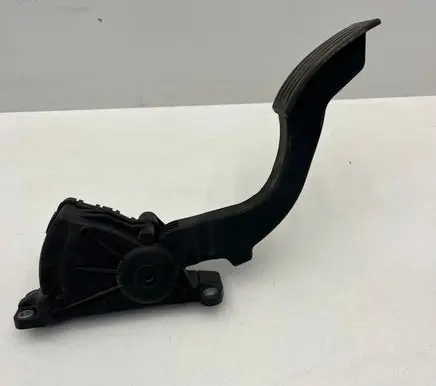 Volvo S40 Accelerator throttle pedal 00864100 74233201