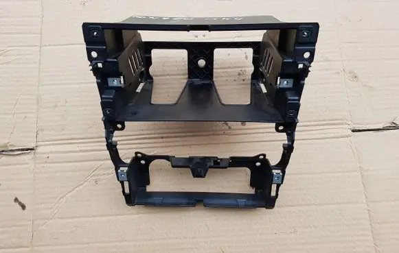 Ford Mondeo MK IV Centre console side trim front 