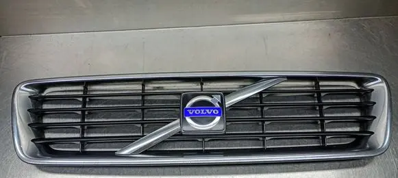 Volvo C30 Front grill 30657194 30655403