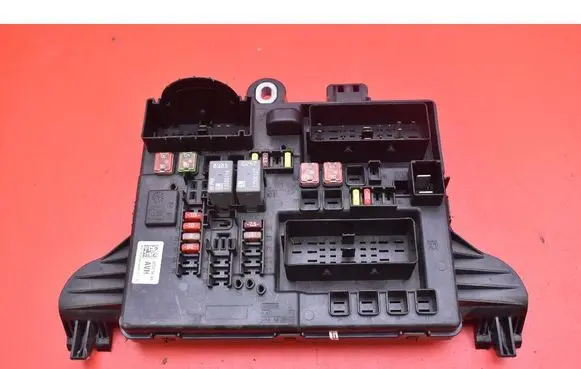 Opel Insignia A Fuse box set 22737766