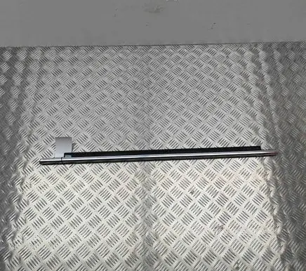 BMW 6 G32 Gran Turismo Front door glass trim molding 51337392349 7392349