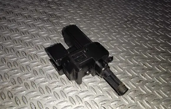 Clutch pedal sensor