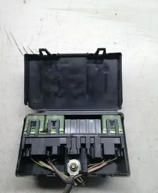 Peugeot 407 Fuse module 9632229480