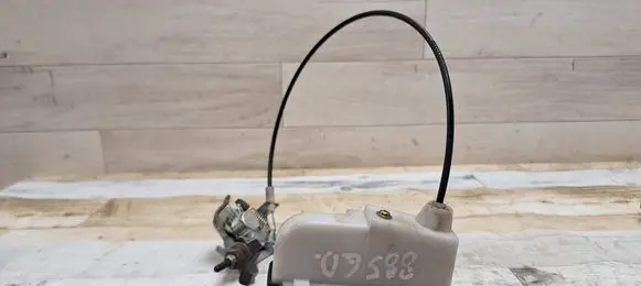 Mazda 5 Sliding door lock 