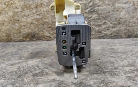 KIA Magentis Gear selector 