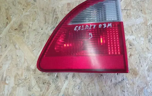 Ford Galaxy Tailgate rear/tail lights 7M5945094B