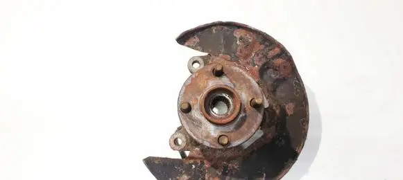 Toyota Corolla E120 E130 Front wheel hub