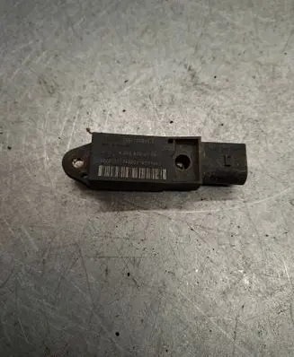 Mercedes-Benz E W211 Airbag deployment crash/impact sensor A0028202726 A162027285