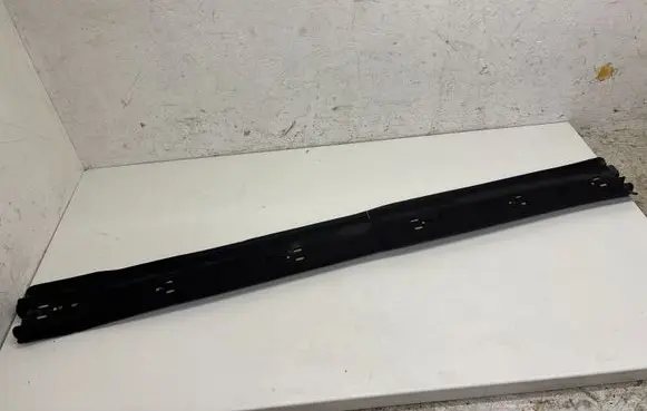 Volvo XC90 Center/middle under tray cover 30716236