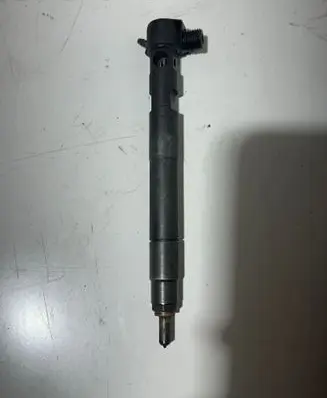 Opel Antara Fuel injector 28264952 2380AE18R31
