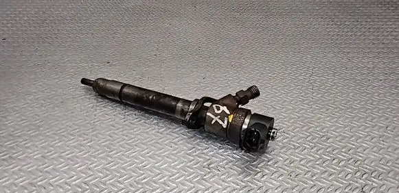 Volvo V70 Fuel injector 0445110078 8658351