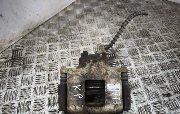 Chrysler Grand Voyager V Front brake caliper
