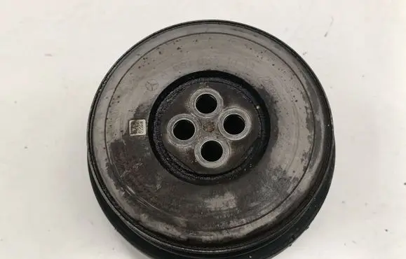 Mercedes-Benz C W204 Crankshaft pulley A6510351012
