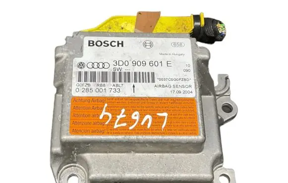 Volkswagen Touareg II Airbag control unit/module 3D0909601 0285001733