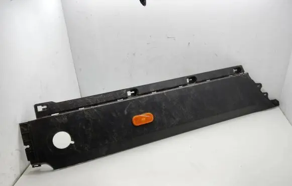 Rear fender molding trim