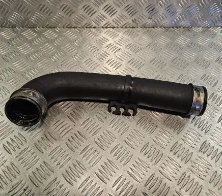 Volkswagen Golf V Intercooler hose/pipe