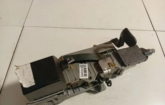 Renault Vel Satis Steering wheel axle 8200237958