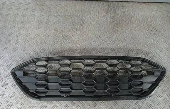 Ford Focus ST Front bumper upper radiator grill JX7B8200TA
