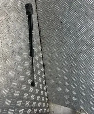 Opel Zafira C Tailgate/trunk strut/damper 39040587