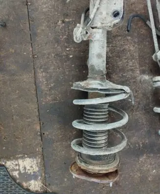Toyota Avensis T250 Front shock absorber/damper
