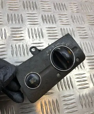 Mercedes-Benz E W211 Light switch 2115450404
