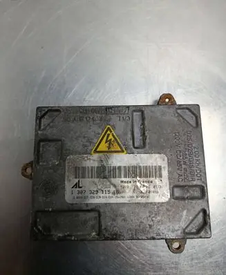 Volkswagen PASSAT B6 Headlight ballast module Xenon 1035500015 1307329115 121577